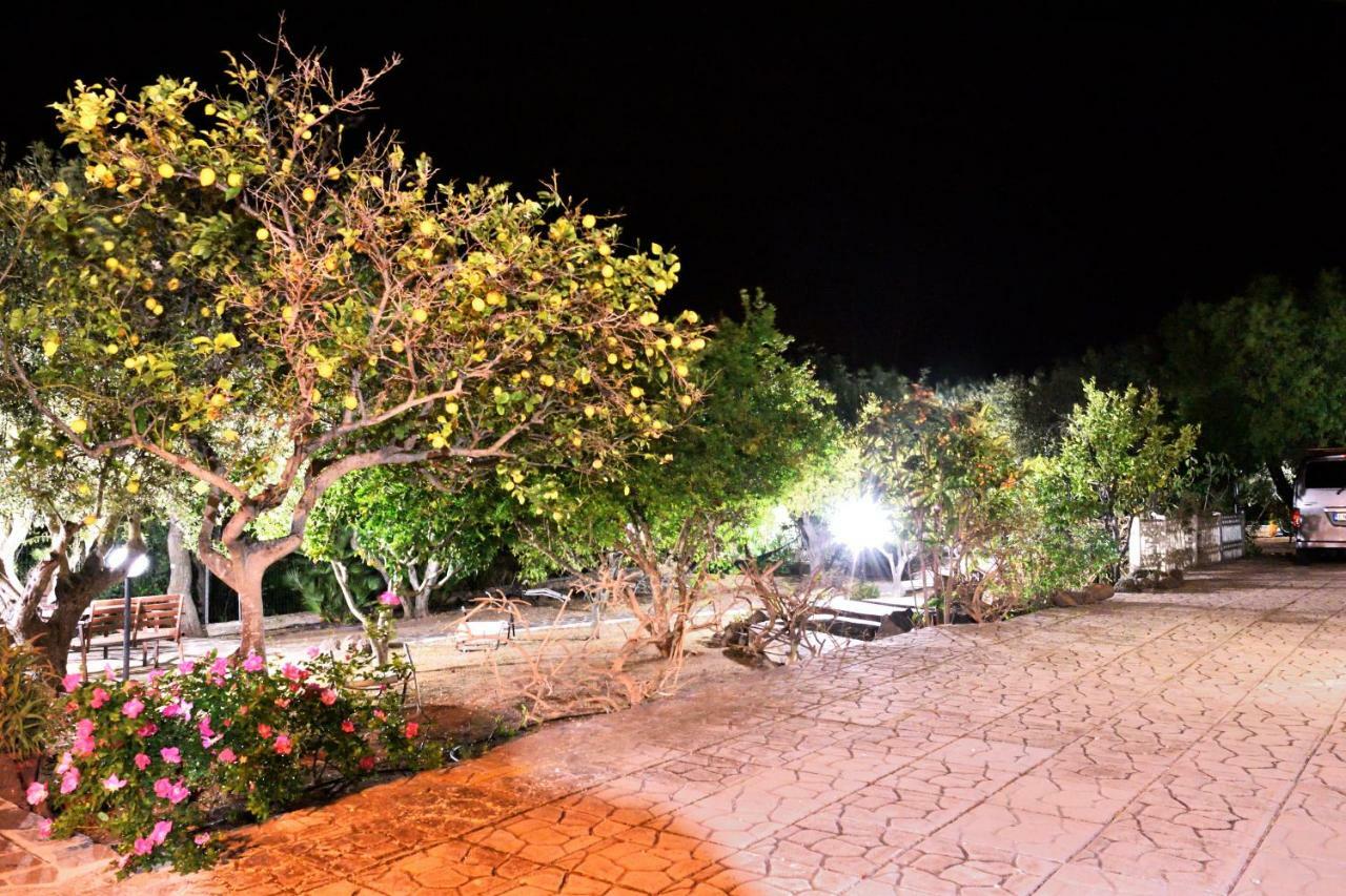 Villa Arancio Cala Liberotto Exterior photo