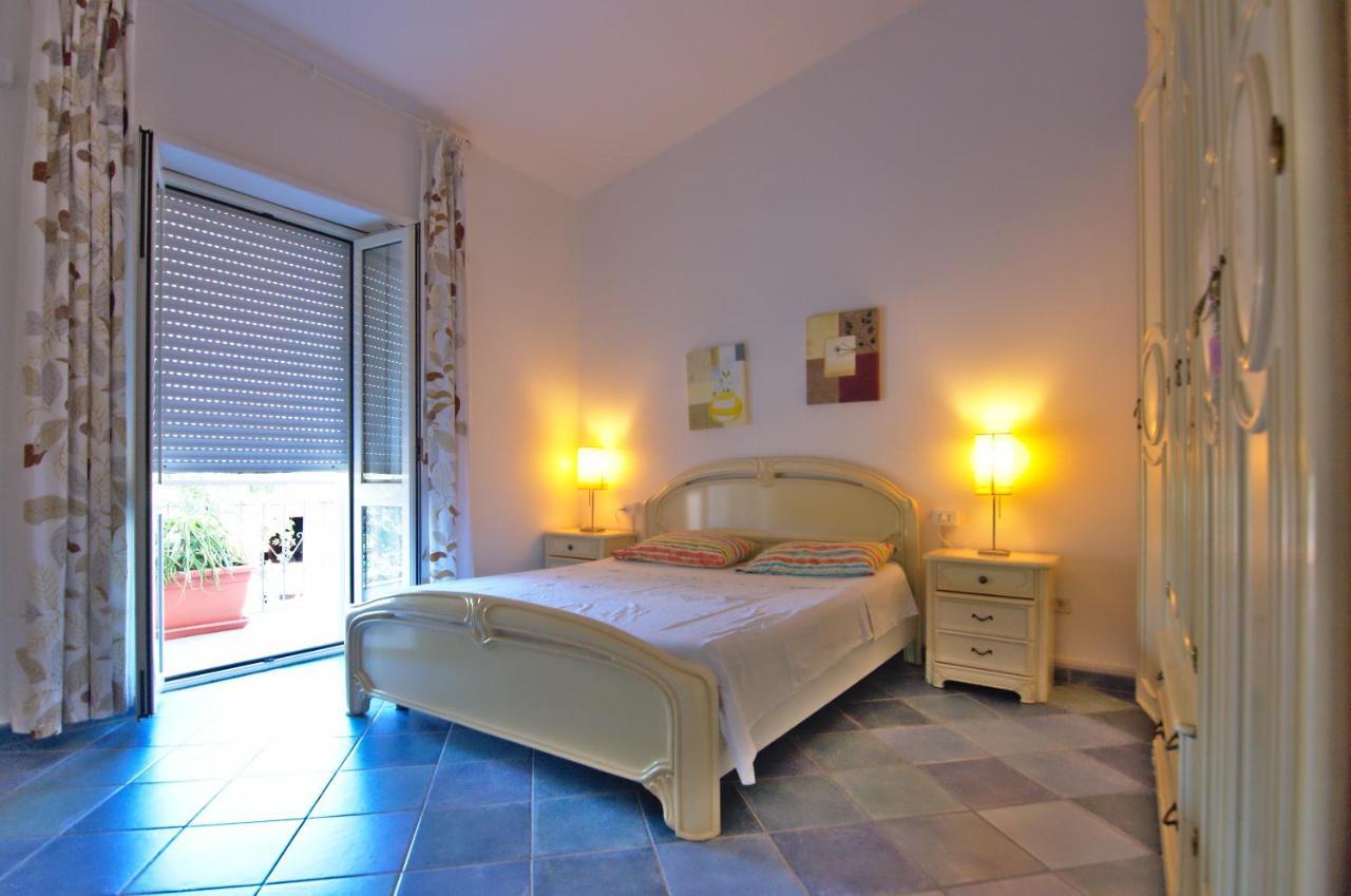 Villa Arancio Cala Liberotto Exterior photo